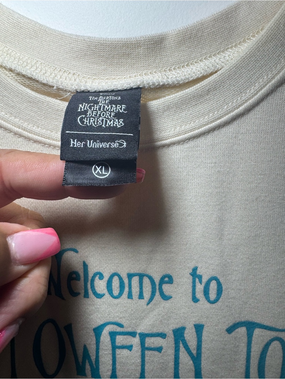EUC Disney Nightmare Before Christmas Box Lunch Exclusive Sweatshirt Size XL - Picture 4 of 6